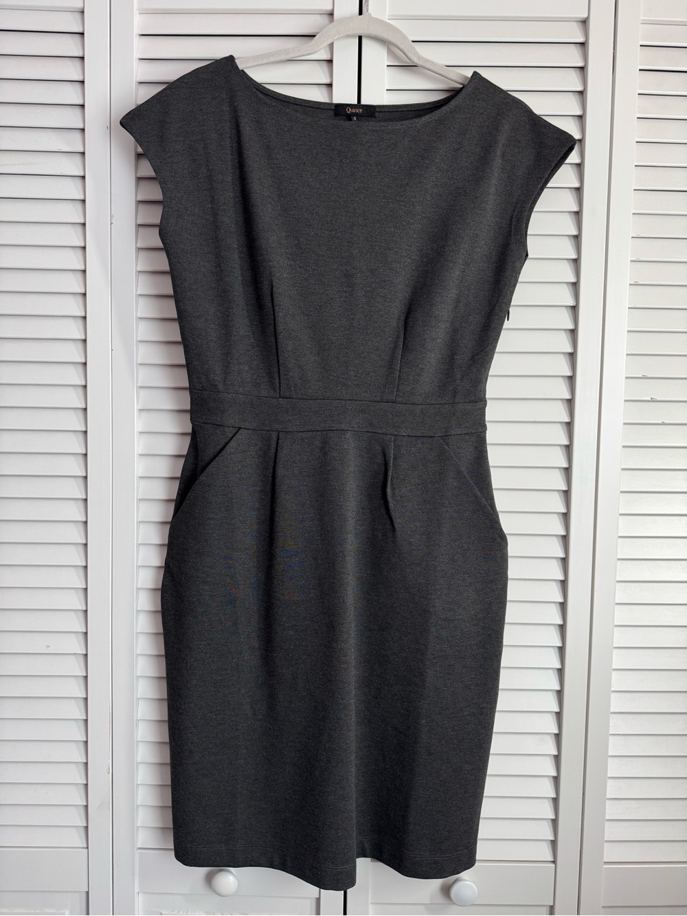 Quince Ultra-Stretch Ponte Cap Sleeve Mini Dress Charcoal Career Small - Picture 2 of 10